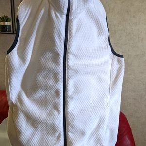 Nike's women's golf vest